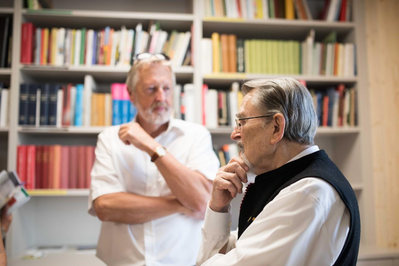 Innenansicht: Donauschwäbische Bibliothek